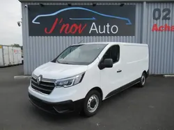 Blanc Utilisé 2022 Renault Trafic Van | 22 490 € (Prix juste)