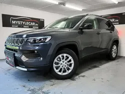 Gris Utilisé 2022 Jeep Compass Limited SUV | 22 990 € (Prix juste)