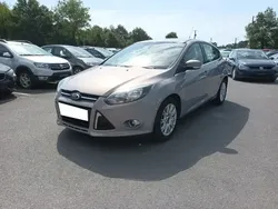 Gris Utilisé 2012 Ford Focus Titanium Berline | 7 990 €