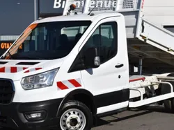 Blanc Utilisé 2020 Ford Transit Trend Van | 26 490 € (Prix cher)