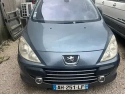 Gris Utilisé 2008 Peugeot 307 Break | 2 200 € (Prix juste)