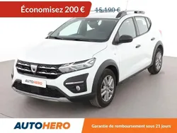 Blanc Utilisé 2022 Dacia Sandero Essentiel Citadine | 13 790 € (Prix juste)
