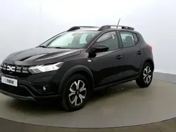Noir Utilisé 2024 Dacia Sandero Expression Citadine | 15 390 € (Prix juste)