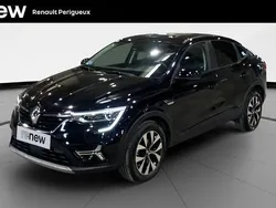 Noir Utilisé 2023 Renault Arkana Evolution SUV | 22 990 € (Prix juste)