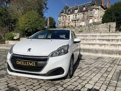 Blanc Occasion 2015 Peugeot 208 Citadine | 5 490 € (Prix juste)