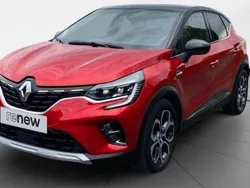 Rouge Utilisé 2024 Renault Captur SUV | 24 980 € (Prix juste)