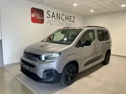 Gris Nouvelle 2025 Citroën Berlingo Monospace | 29 980 € (Prix juste)