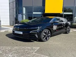 Noir Utilisé 2024 Renault Mégane Techno SUV | 41 350 €