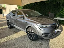 Gris Utilisé 2022 Renault Arkana Business SUV | 15 920 € (Bon prix)