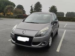 Utilisé 2010 Renault Scénic III Authentique Monospace | 3 550 € (Prix cher)