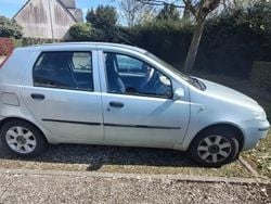 Argent Utilisé 2003 Fiat Punto Citadine | 600 €
