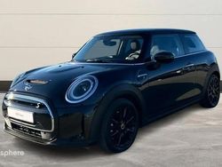 Noir Occasion 2023 Mini Cooper SE Essential Citadine | 22 699 € (Prix juste)