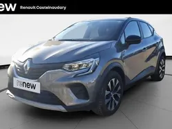 Gris Utilisé 2022 Renault Captur Evolution SUV | 16 850 € (Prix juste)