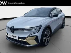 Gris Utilisé 2022 Renault Mégane Iconic Berline | 24 990 € (Prix juste)