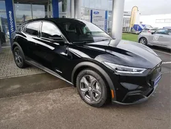 Noir Utilisé 2021 Ford Mustang Mach-E Standard Range SUV | 32 900 €