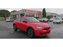 Rouge Nouvelle 2025 Fiat 600 SUV | 23 690 € (Bon prix)