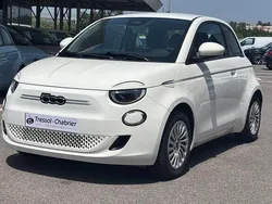 Blanc Utilisé 2022 Fiat 500e Action Berline | 12 442 € (Bon prix)