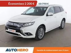 Blanc Utilisé 2019 Mitsubishi Outlander P-HEV SUV | 16 590 € (Prix juste)