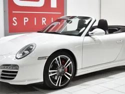 Utilisé 2010 Porsche 911 Carrera 4S Cabriolet | 76 900 € (Prix juste)
