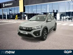 Gris Utilisé 2023 Dacia Sandero Expression Citadine | 15 999 € (Prix juste)
