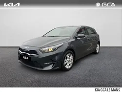 Blanc Utilisé 2023 Kia Ceed Active | 23 290 € (Prix assez cher)