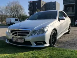 Argent Utilisé 2011 Mercedes E200 Avantgarde Berline | 7 000 € (Prix cher)