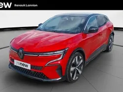 Rouge Utilisé 2022 Renault Mégane Techno Berline | 24 490 € (Prix juste)