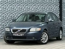 Bleu Utilisé 2010 Volvo S40 Kinetic Berline | 3 000 €
