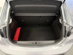 Gris Utilisé 2025 Peugeot 208 Style Citadine | 18 990 € (Prix assez cher)
