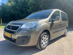 Gris Utilisé 2016 Peugeot Partner Tepee Monospace | 8 490 € (Prix juste)