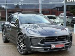 Gris Utilisé 2023 Porsche Macan Turbo SUV | 65 990 € (Bon prix)