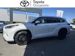 Blanc Nouvelle 2024 Toyota Highlander Lounge SUV | 64 780 € (Bon prix)