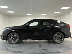 Utilisé 2025 BMW iX2 M Sport SUV | 45 900 € (Bon prix)