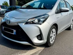 Gris Utilisé 2020 Toyota Yaris Hybrid Business Edition Citadine | 13 990 € (Bon prix)