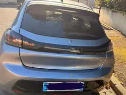 Utilisé 2023 Peugeot 208 Allure Citadine | 16 500 € (Prix juste)