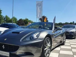 Utilisé 2010 Ferrari California Cabriolet | 123 900 € (Prix cher)
