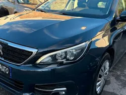 Utilisé 2017 Peugeot 308 Berline | 6 990 € (Bon prix)