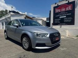 Gris Utilisé 2017 Audi A3 Sportback Break | 14 990 € (Prix juste)