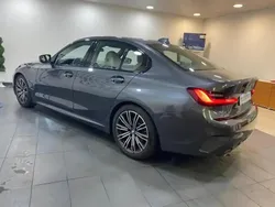 Gris Utilisé 2022 BMW 320 M Sport Berline | 37 500 € (Prix juste)