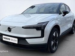 Blanc cristal métal/toit noir Utilisé 2025 Volvo EX30 Plus SUV | 35 900 € (Super prix)
