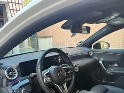 Blanc Utilisé 2018 Mercedes A200 Progressive Berline | 23 900 € (Prix juste)