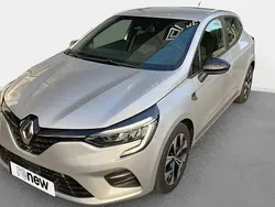 Gris Utilisé 2021 Renault Clio V LIMITED Citadine | 12 499 € (Prix juste)