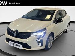 Blanc Utilisé 2023 Renault Clio V Evolution Citadine | 14 820 € (Prix juste)