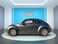 Gris Utilisé 2012 VW Beetle Coupé | 10 990 € (Prix juste)