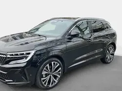 Noir Utilisé 2024 Renault Austral Iconic SUV | 34 890 € (Prix juste)