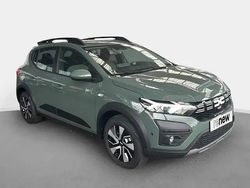 Vert Utilisé 2025 Dacia Sandero Expression Citadine | 17 990 € (Prix assez cher)