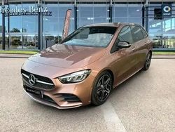 Or rose métallisé Utilisé 2024 Mercedes B180 Monospace | 37 990 € (Prix assez cher)