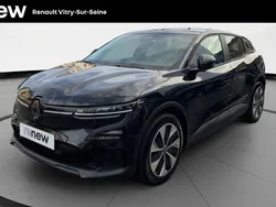 Noir Nouvelle 2024 Renault Mégane Evolution Berline | 34 999 € (Prix cher)