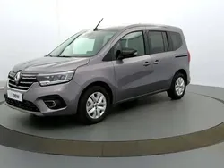 Gris Utilisé 2023 Renault Kangoo Techno Monospace | 22 990 € (Prix assez cher)