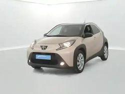 Jaune Occasion 2022 Toyota Aygo X SUV | 15 490 € (Prix juste)